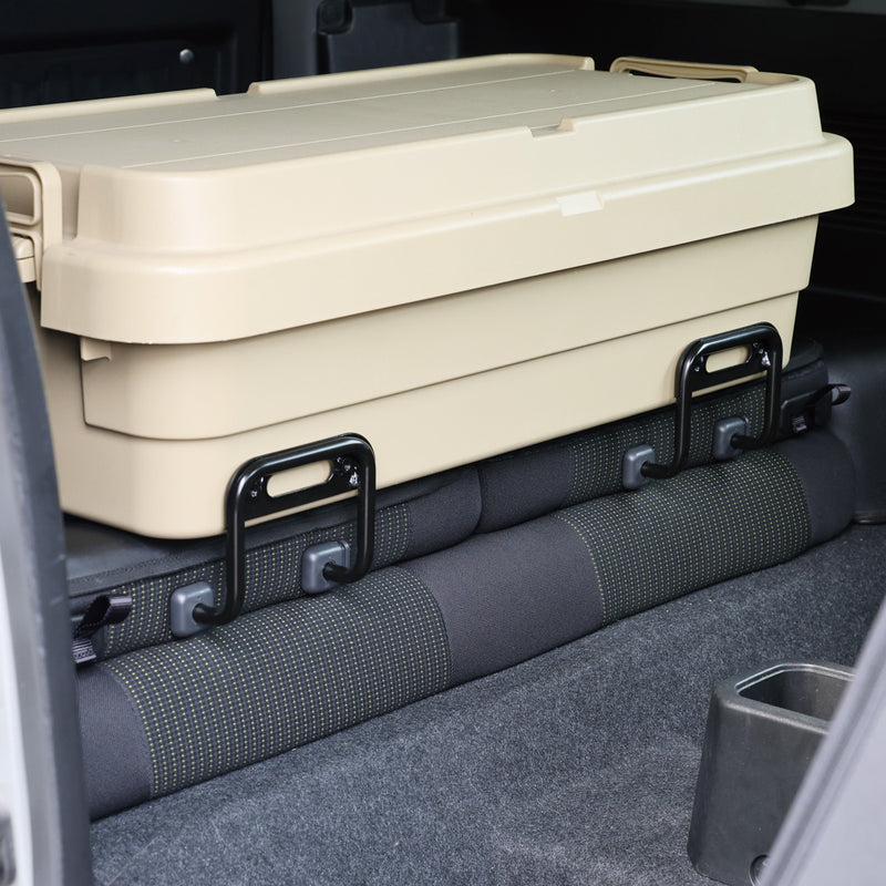 APIO - Plug-in Luggage Stopper